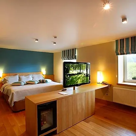 Des Bains & Wellness Otel Robertville